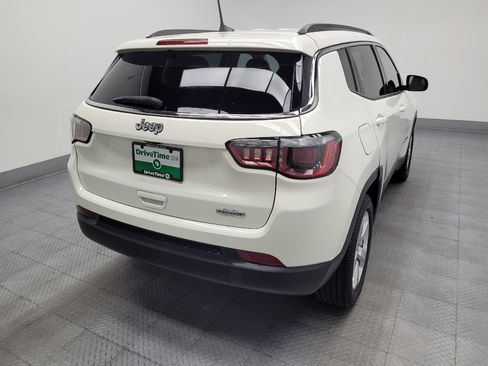 Used 2018 Jeep Compass Latitude w/ Popular Equipment Group FWD image 7
