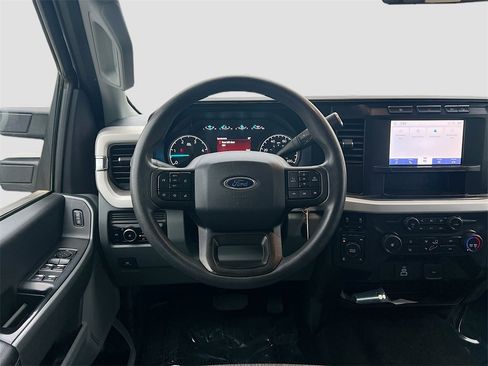 Used 2024 Ford F250 XLT w/ FX4 Off-Road Package image 20