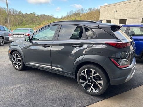 Used 2023 Hyundai Kona Limited AWD/4WD image 2