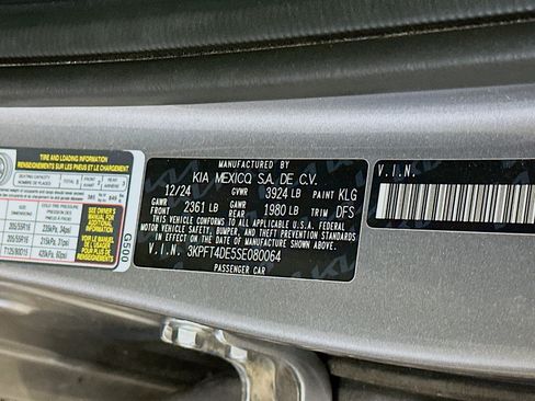 Used 2025 Kia K4 FWD image 12