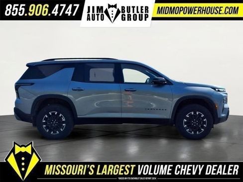 New 2026 Chevrolet Traverse Z71 w/ LPO, Floor Liner Package AWD/4WD image 2