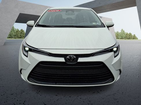 Certified 2026 Toyota Corolla LE image 2