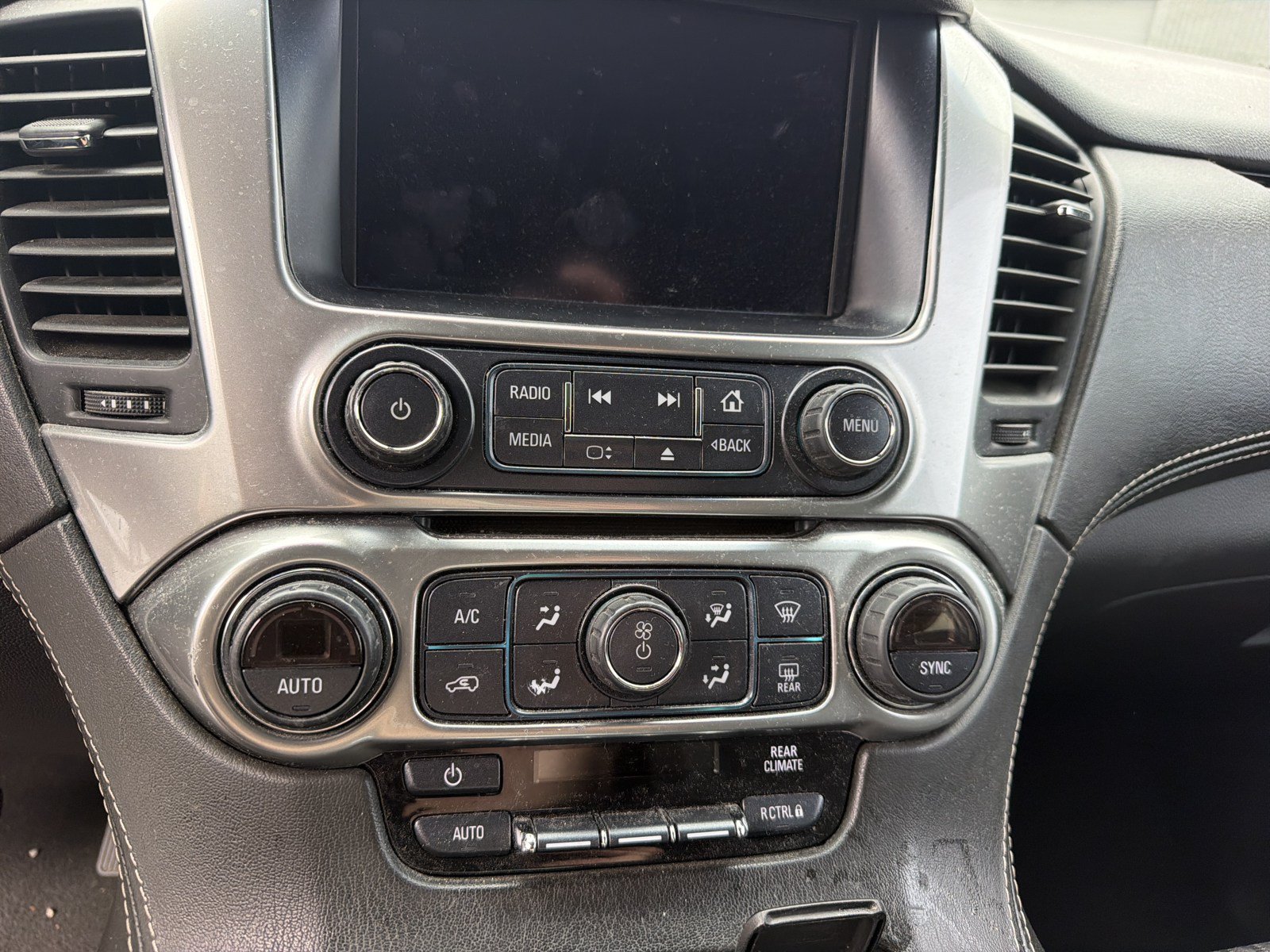 Used 2020 Chevrolet Tahoe LS RWD image 19