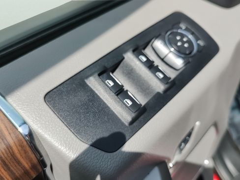 Used 2016 Ford F150 Lariat AWD/4WD image 11