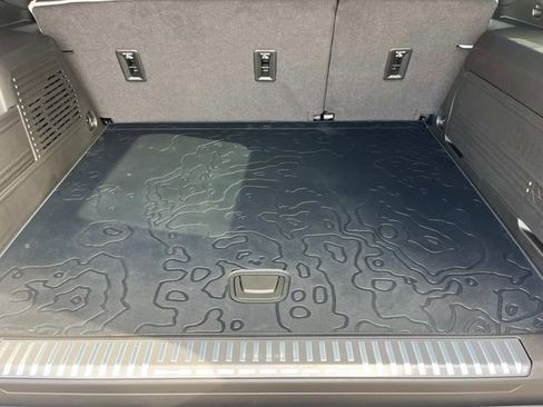 New 2025 GMC Hummer EV 2X image 12