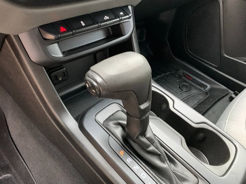 Used 2019 Chevrolet Colorado W/T w/ Custom Special Edition AWD/4WD image 25