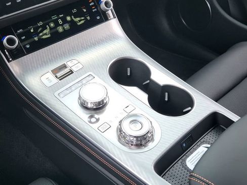 New 2026 Genesis GV70 2.5T Sport Prestige AWD/4WD image 16