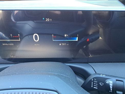 New 2026 Nissan Sentra SR w/ SR Premium Package FWD image 17