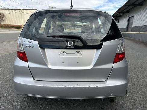 Used 2011 Honda Fit image 4