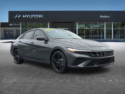 Certified 2026 Hyundai Elantra Sport w/ Cargo Package FWD image 2