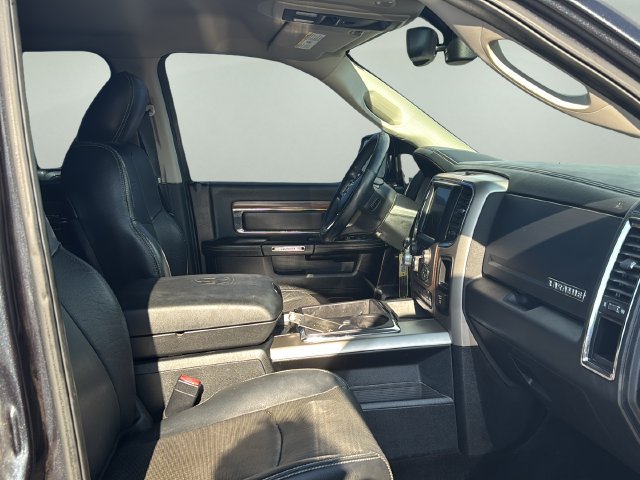 Used 2014 RAM 1500 Laramie AWD/4WD image 10