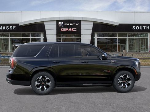 New 2026 GMC Yukon AT4 w/ AT4 Premium Package image 5