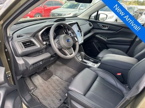 Used 2025 Subaru Ascent Limited image 9
