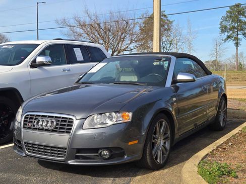 Used 2007 Audi S4 Cabriolet image 3