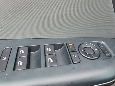 Certified 2025 Kia K4 LXS image 26