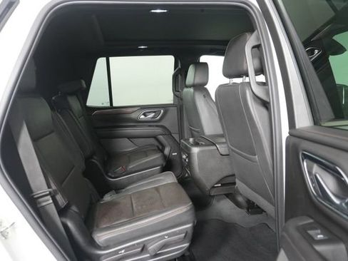 Used 2022 Chevrolet Tahoe High Country AWD/4WD image 33