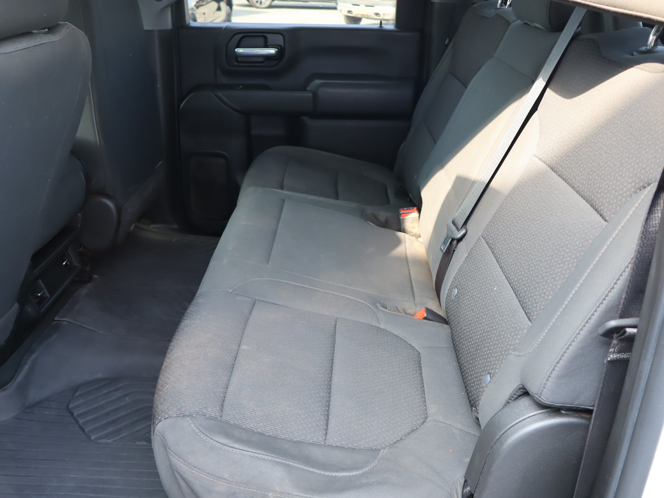 Used 2022 Chevrolet Silverado 2500 Custom w/ Custom Value Package AWD/4WD image 30