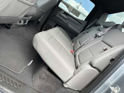 Used 2025 GMC Sierra 1500 SLT image 24