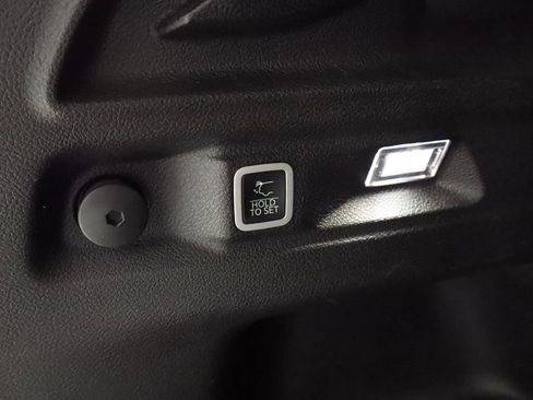 Used 2023 Jeep Grand Cherokee L Laredo AWD/4WD image 20