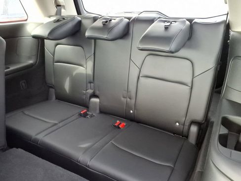 New 2026 Nissan Pathfinder SL image 30