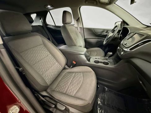 Used 2021 Chevrolet Equinox LT FWD image 27