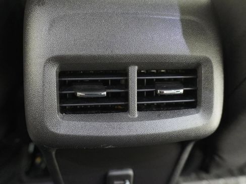 Used 2022 Chevrolet Equinox LS w/ LS Convenience Package FWD image 33