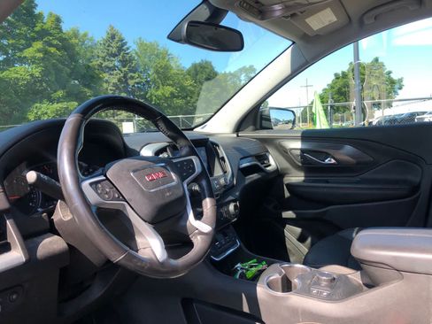 Used 2019 GMC Terrain SLT w/ Preferred Package FWD image 4