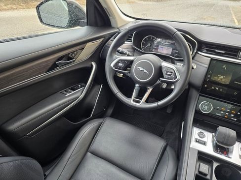 Used 2023 Jaguar F-PACE S image 25
