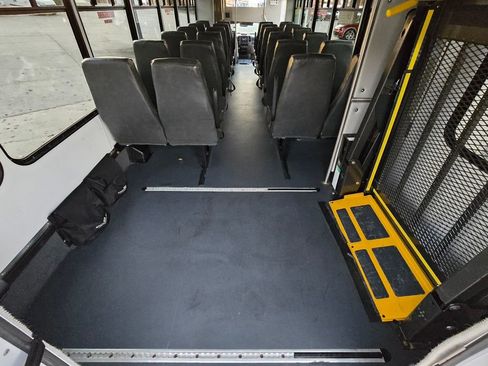 Used 2019 Ford F550 2WD Regular Cab Super Duty image 35