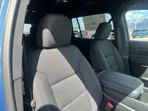 New 2026 Chevrolet Traverse LT w/ Midnight/Sport Edition AWD/4WD image 18