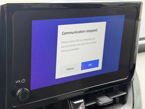 Used 2024 Toyota Corolla LE FWD image 18