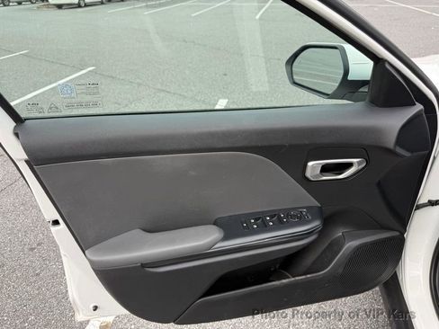 Used 2025 Kia K4 FWD image 12
