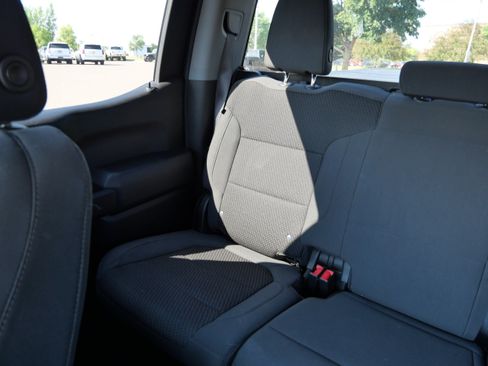 Used 2021 Chevrolet Silverado 1500 Custom Trail Boss AWD/4WD image 12