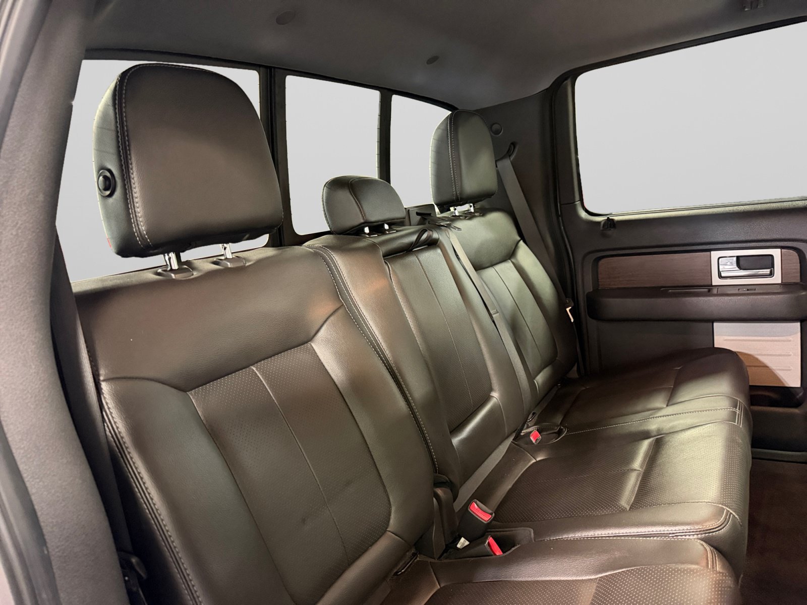 Used 2014 Ford F150 Lariat w/ Equipment Group 502A Luxury AWD/4WD image 25