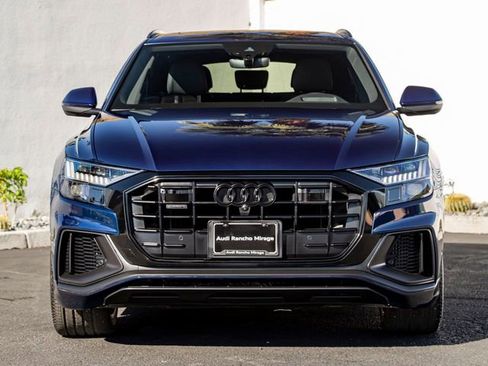 Used 2021 Audi Q8 Prestige w/ Prestige Package image 3