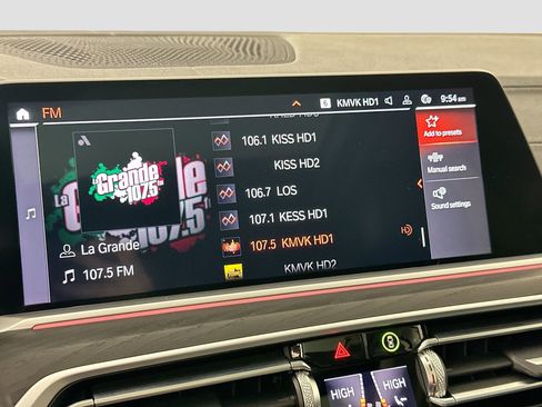 Certified 2022 BMW X7 xDrive40i w/ Premium Package image 15