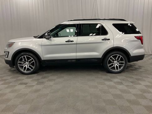 Used 2016 Ford Explorer Sport w/ Equipment Group 401A AWD/4WD image 9