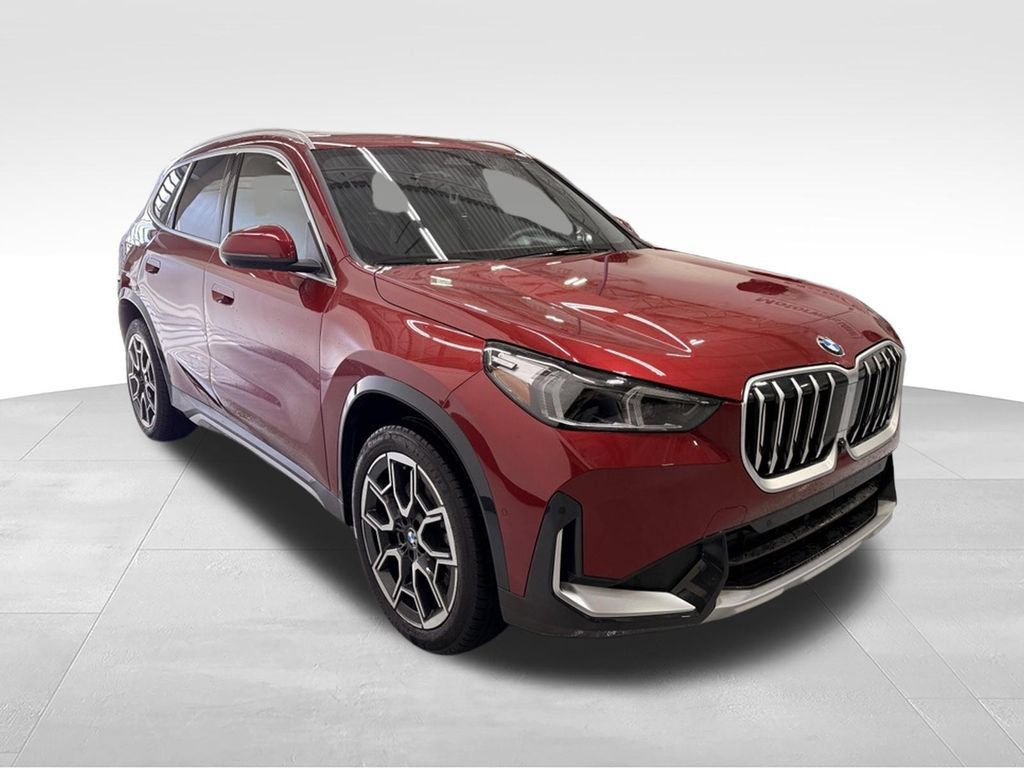 Used 2026 BMW X1 xDrive28i AWD/4WD image 7