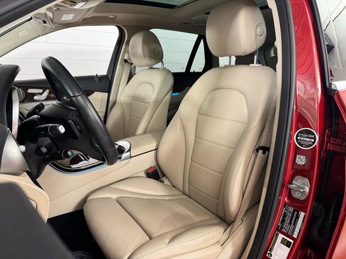 Used 2018 Mercedes-Benz GLC 300 4MATIC image 13