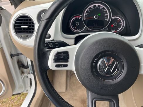 Used 2015 Volkswagen Beetle 1.8T image 17