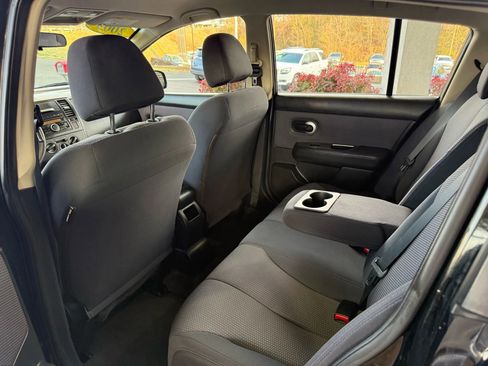 Used 2009 Nissan Versa SL image 9
