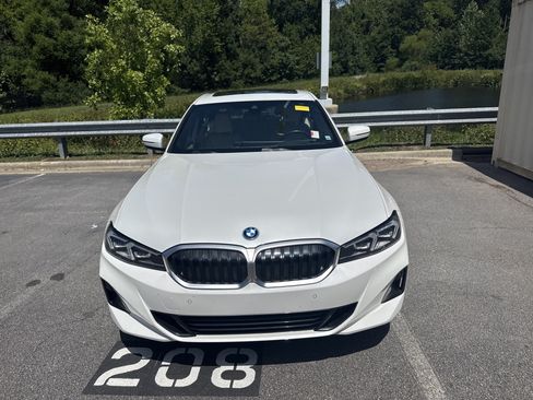 Used 2024 BMW 330e w/ Premium Package RWD image 38