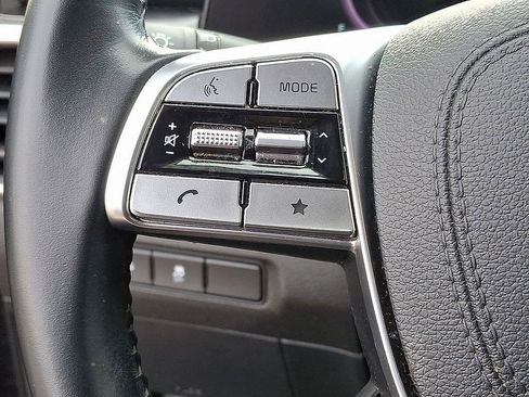 Used 2024 Kia Telluride S FWD image 18