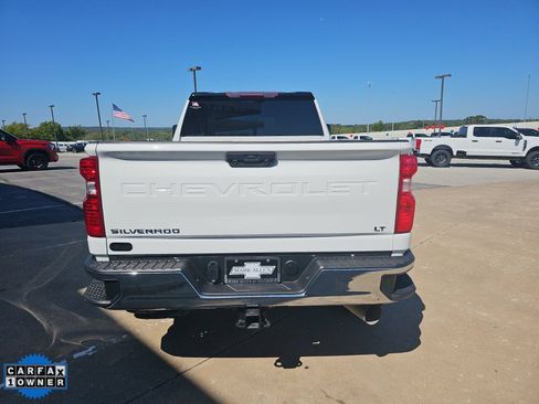 Used 2024 Chevrolet Silverado 2500 LT AWD/4WD image 5