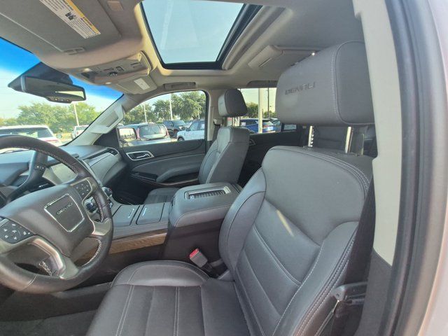Used 2019 GMC Yukon Denali w/ Denali Ultimate Package AWD/4WD image 12