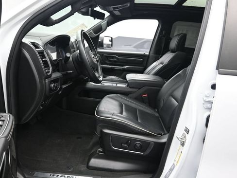 Used 2024 RAM 1500 Limited AWD/4WD image 10