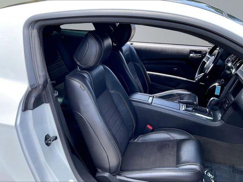 Used 2014 Ford Mustang GT Premium w/ Electronics Package RWD image 7
