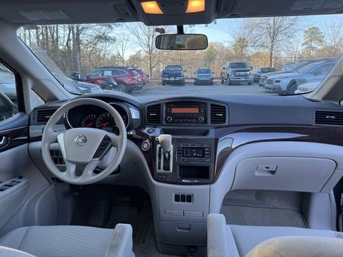 Used 2015 Nissan Quest S image 8