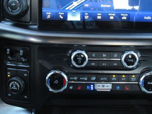 Certified 2022 Ford F150 Platinum w/ Equipment Group 701A High AWD/4WD image 22