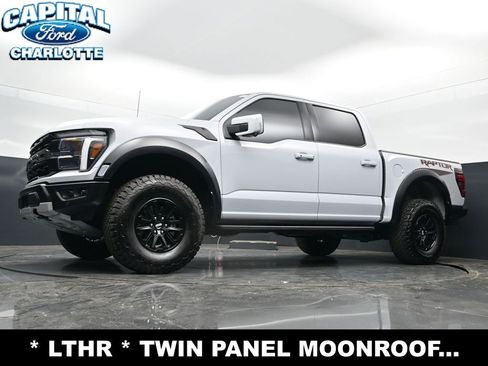 Used 2025 Ford F150 Raptor AWD/4WD image 23